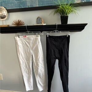 Lot of 2 SPANX Leggings size medium